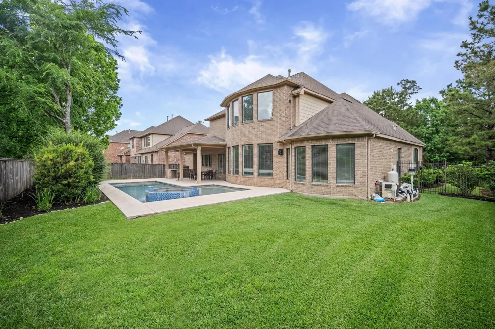 241 W Tupelo Green Circle Spring, TX 77389