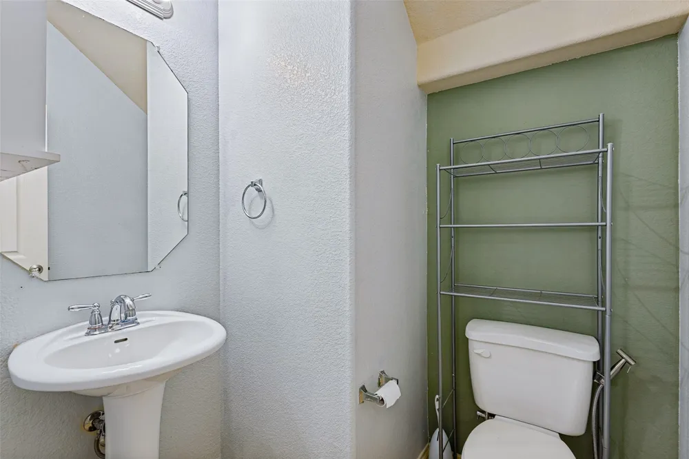 2201 Canyon Point McKinney, TX 75071