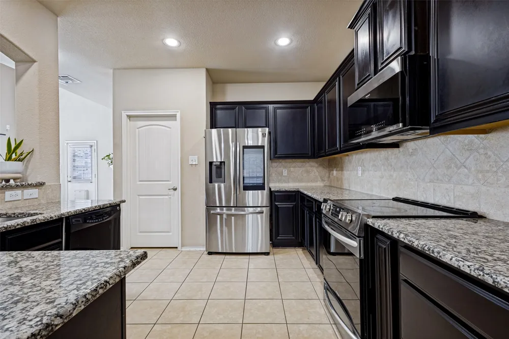 2201 Canyon Point McKinney, TX 75071