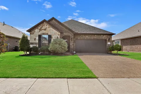 616 Spruce Trail
