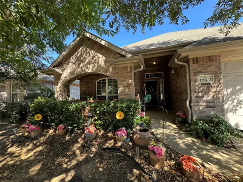 1240 Cottonwood Drive