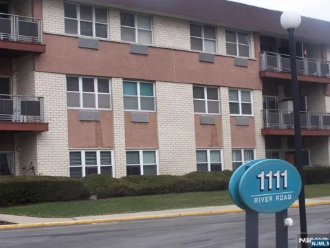 1111 River Road D12