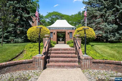 151 E Palisade Avenue F12