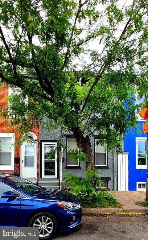 715 W 7TH STREET