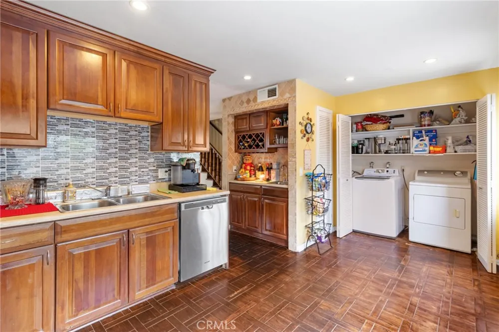 21901 Lassen Street #155 Chatsworth, CA 91311