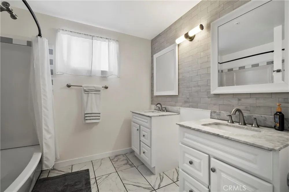 6532 Blanchard Avenue Fontana, CA 92336