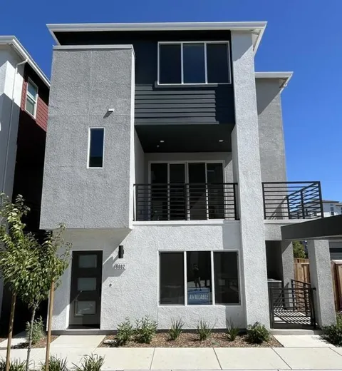 6002 Sunglow Terrace