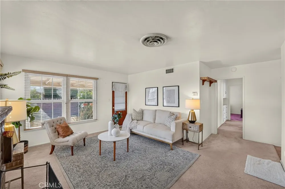 9642 Tangelo Fontana, CA 92335
