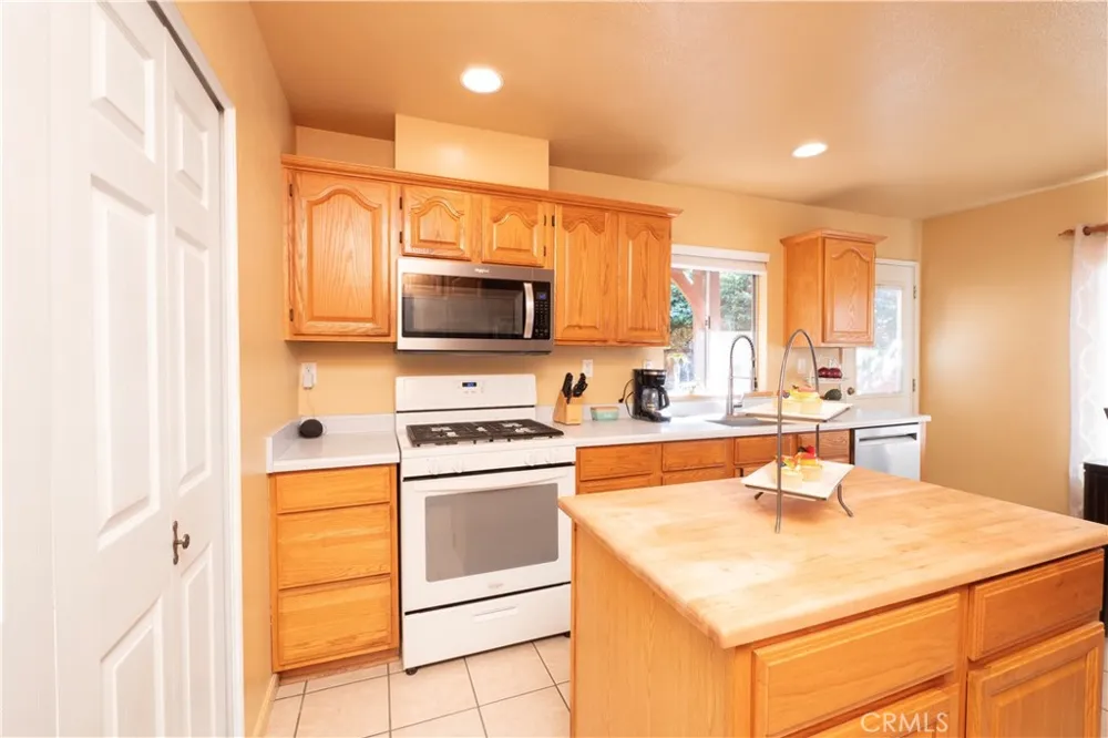3020 E Cog Hill Court Ontario, CA 91761