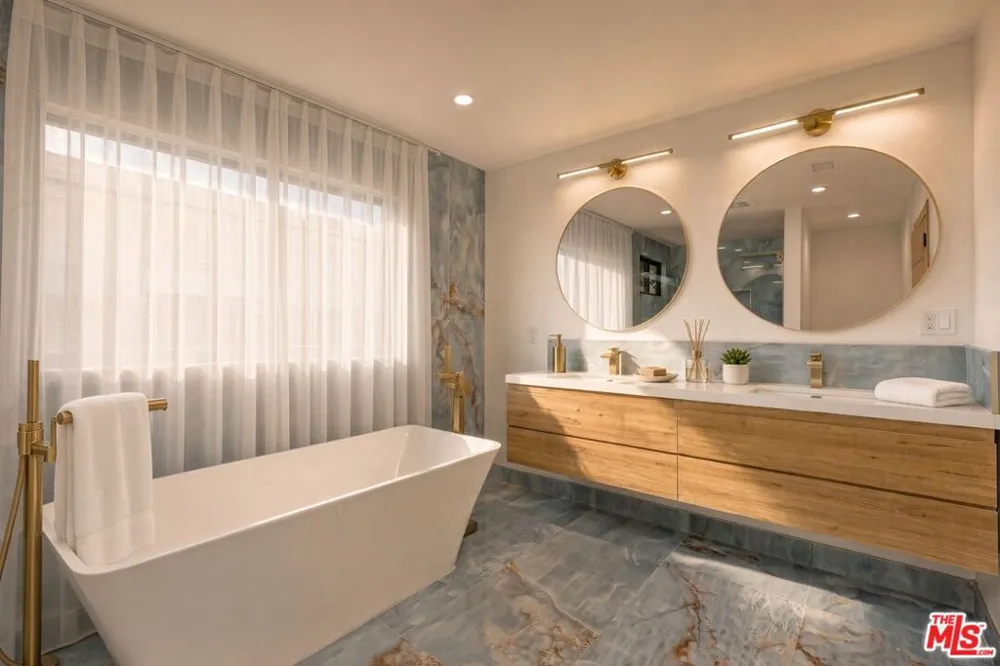 2407 Guthrie Drive Los Angeles, CA 90034