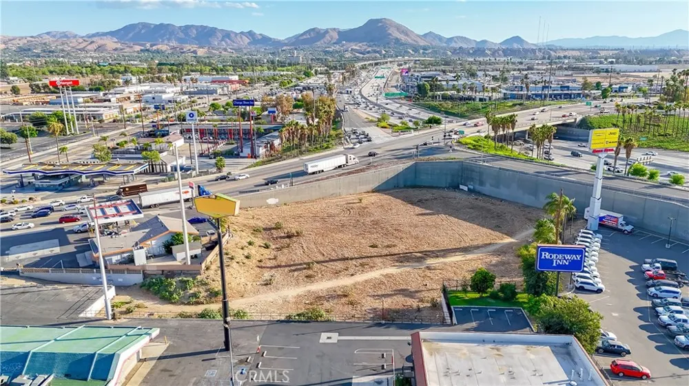 560 W Orange Show San Bernardino, CA 92408