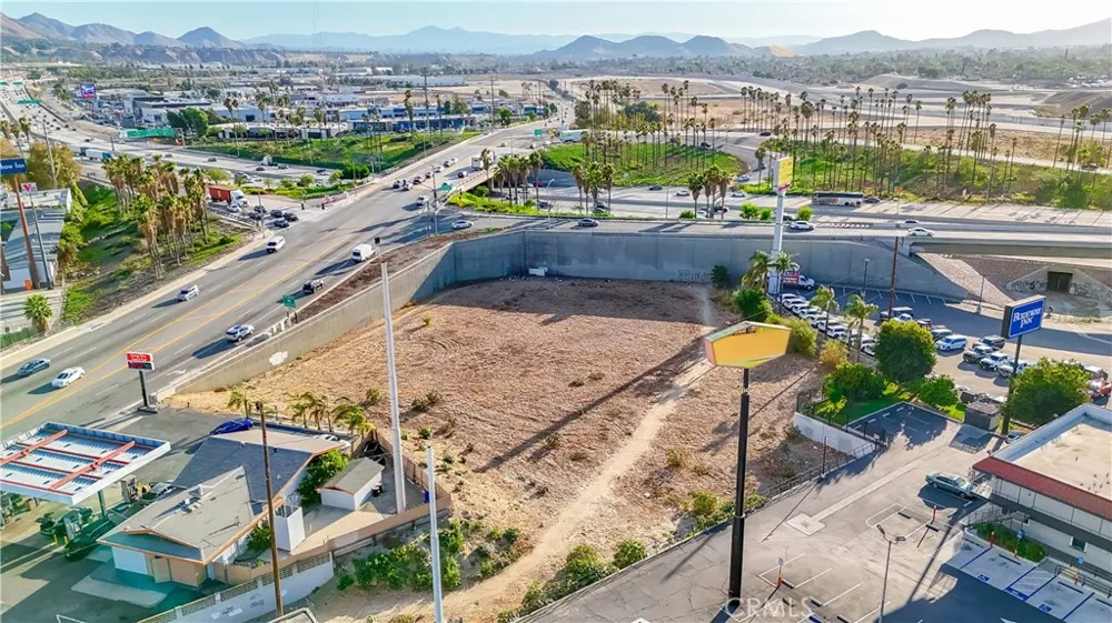 560 W Orange Show San Bernardino, CA 92408