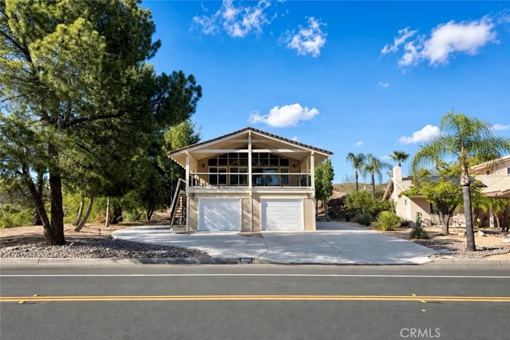 30295 Longhorn Drive Canyon Lake, CA 92587