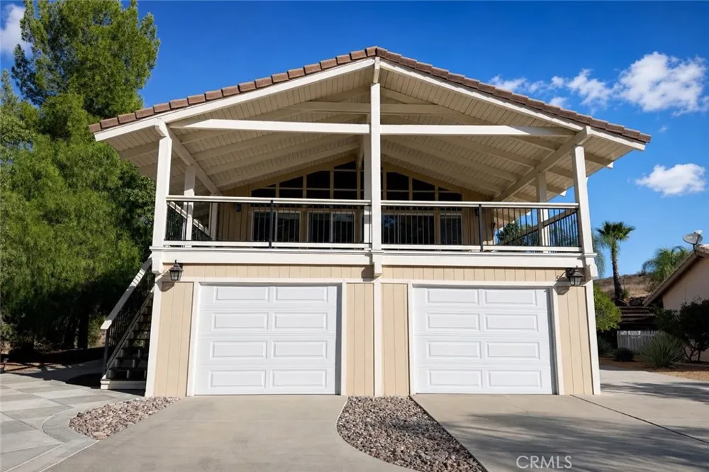 30295 Longhorn Drive Canyon Lake, CA 92587