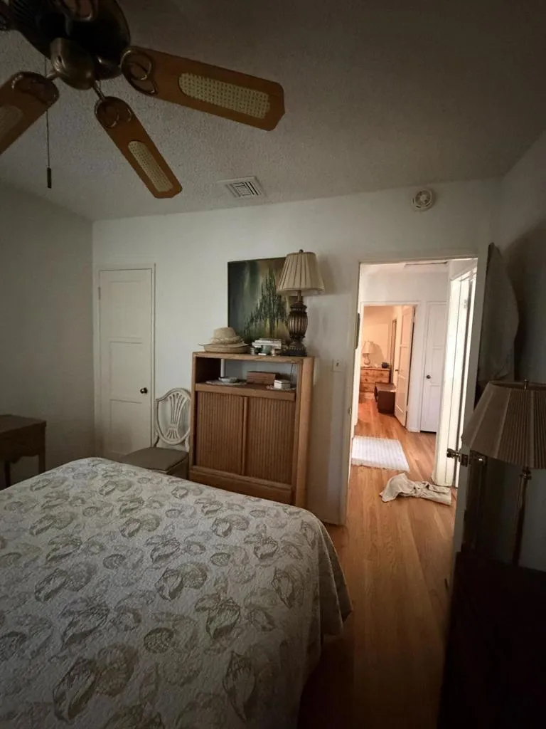 6227 Denny Avenue North Hollywood, CA 91606
