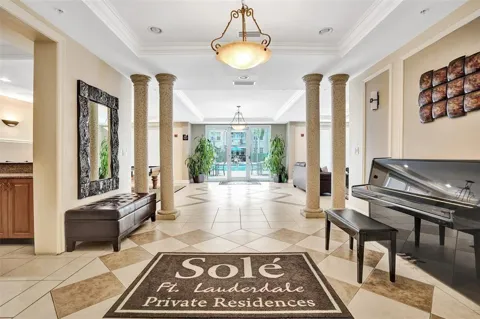 533 NE 3rd Avenue #207