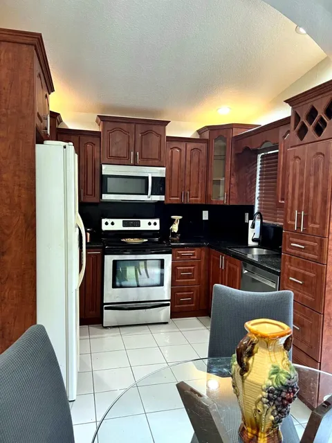 6251 NW 199TH STREET
