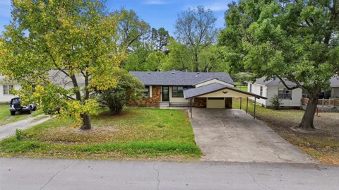 608 SE 6th Street
