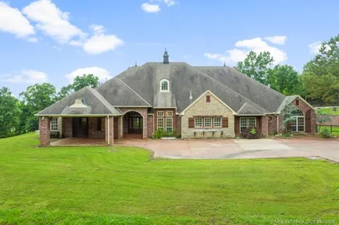 4800 W Munson Road