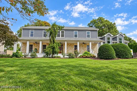 711 Tall Oaks Drive