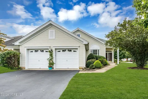 2 Summerlawn Drive