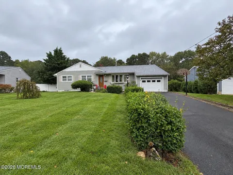 210 Village Way