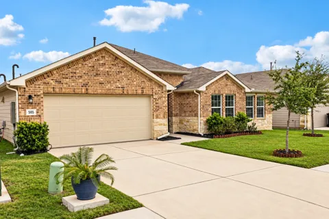 565 Apache Plum Drive