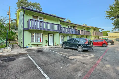 20223 Travis Drive #4
