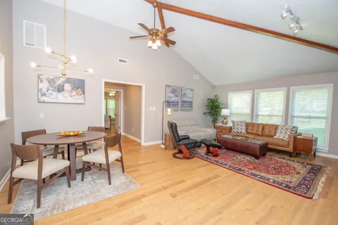 103 Burnham Rise