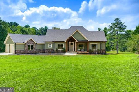 900 John W Breedlove RD