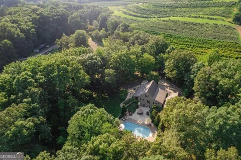 270 Stone LN