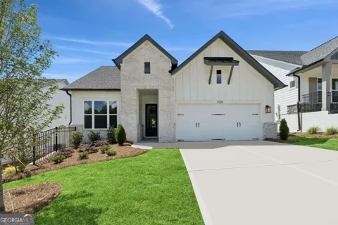 1335 Autumn Lake DR SW