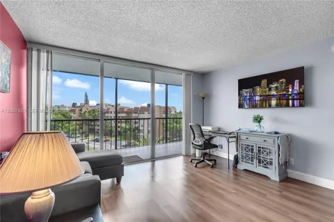 3821 Environ Blvd #502