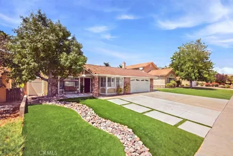 8725 Sandhill Drive