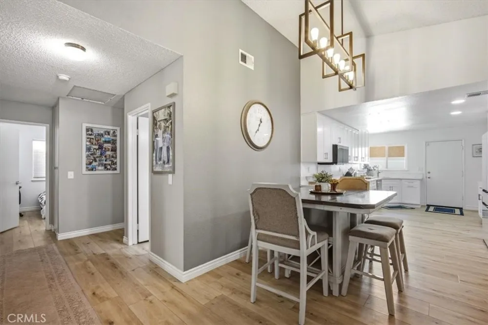 8725 Sandhill Drive Riverside, CA 92508