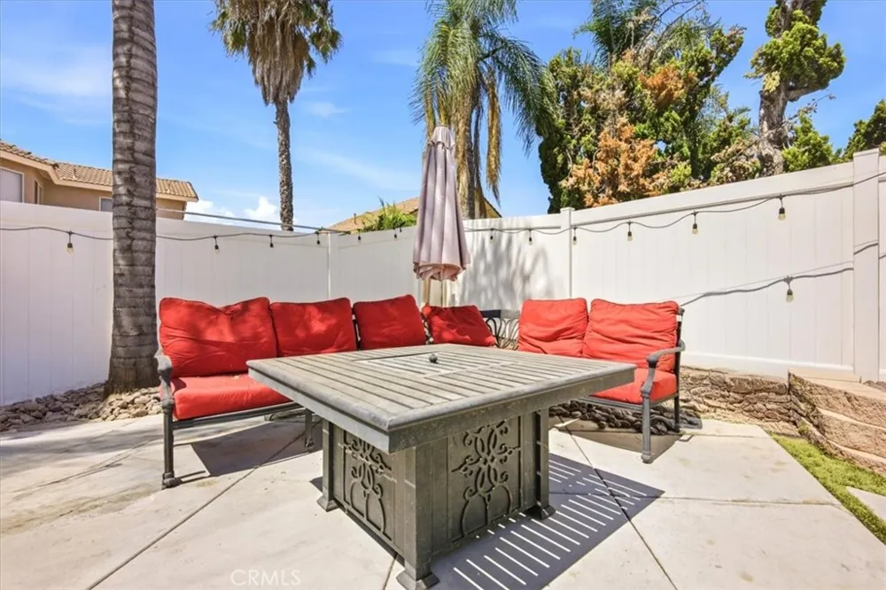8725 Sandhill Drive Riverside, CA 92508