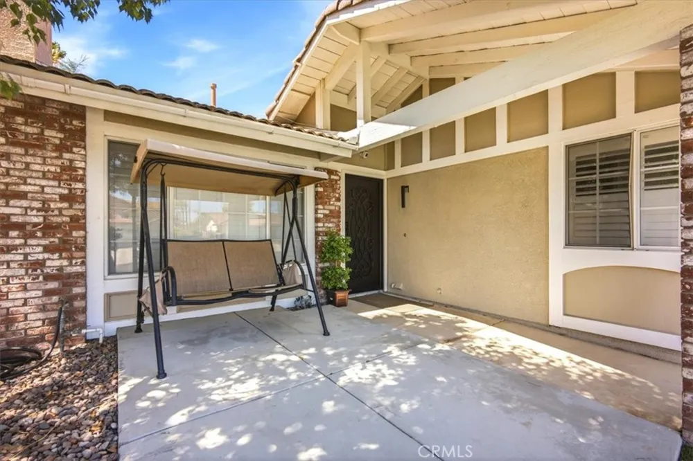 8725 Sandhill Drive Riverside, CA 92508
