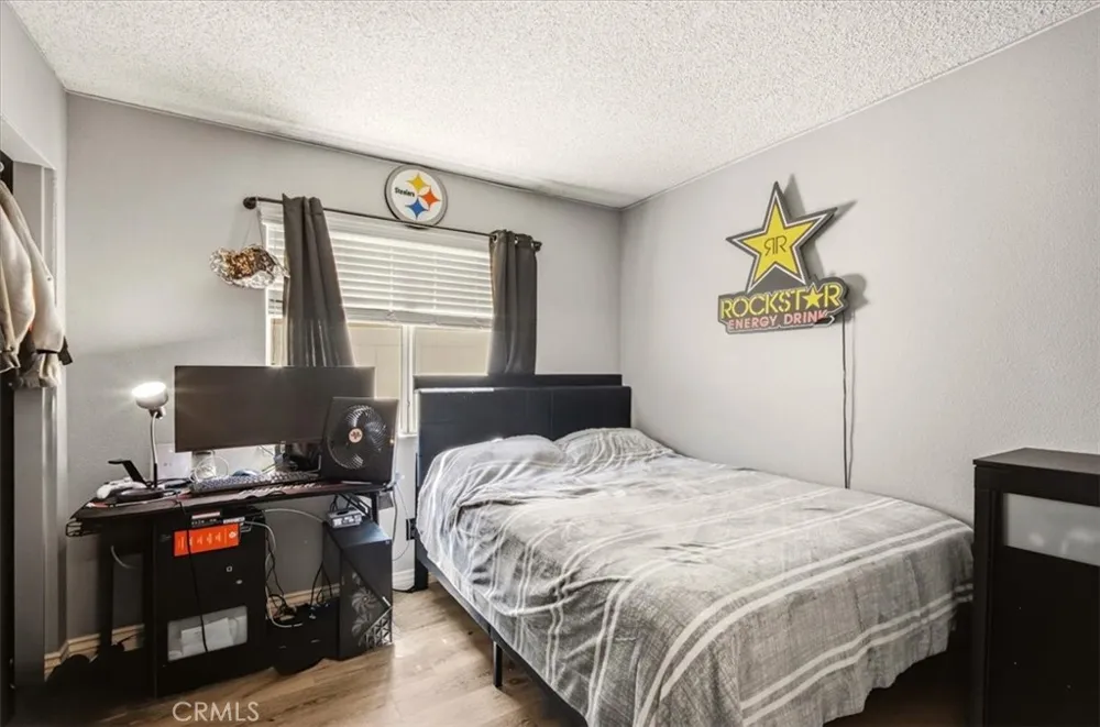 8725 Sandhill Drive Riverside, CA 92508