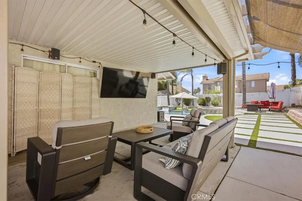 8725 Sandhill Drive Riverside, CA 92508