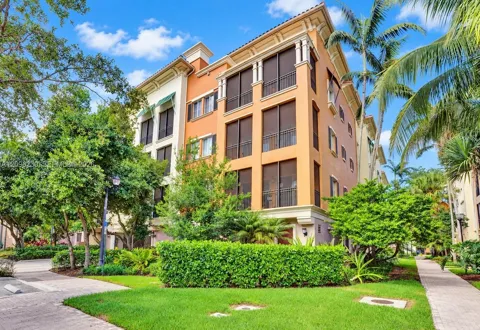 2925 NW 126th Ave #1-411