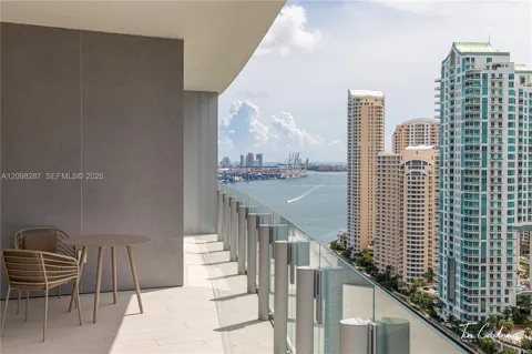 300 Biscayne Boulevard Way #2606W