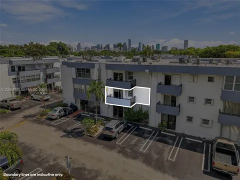 1800 SW 25th St #2204