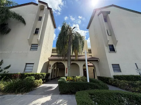 8933 SW 123rd Ct #207-5