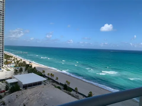 18683 Collins Ave #1605