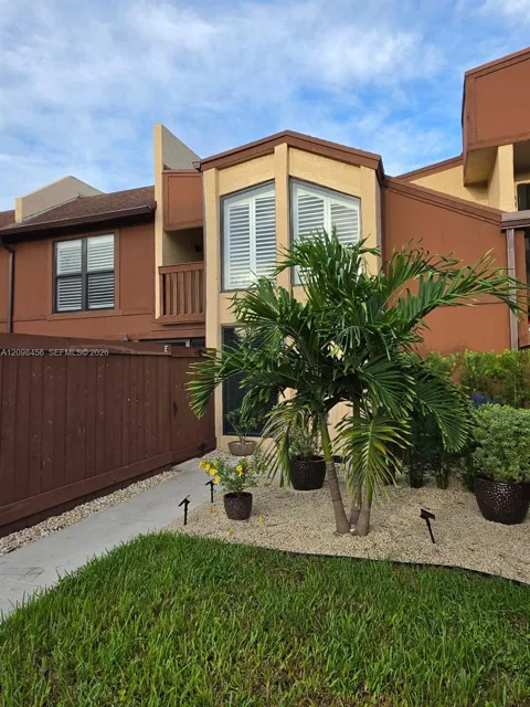 6534 SW 114th Pl #F75