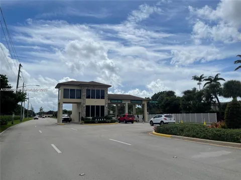 800 SW 142nd Ave #104N