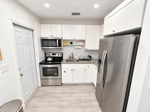 1345 NE 15th Avenue #2