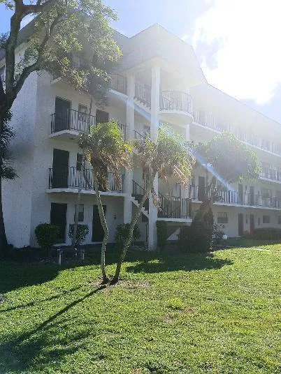 3330 SPANISH MOSS TERRACE #110