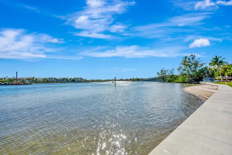 1542 Jupiter Cove Drive #104