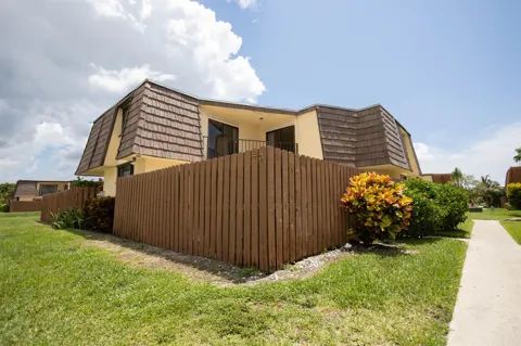 73 Springdale Circle